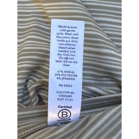 NWT Athleta Cloudlight Striped Muscle Tank 1X Lightweight Relaxed Fit Top - Picture 8 of 8